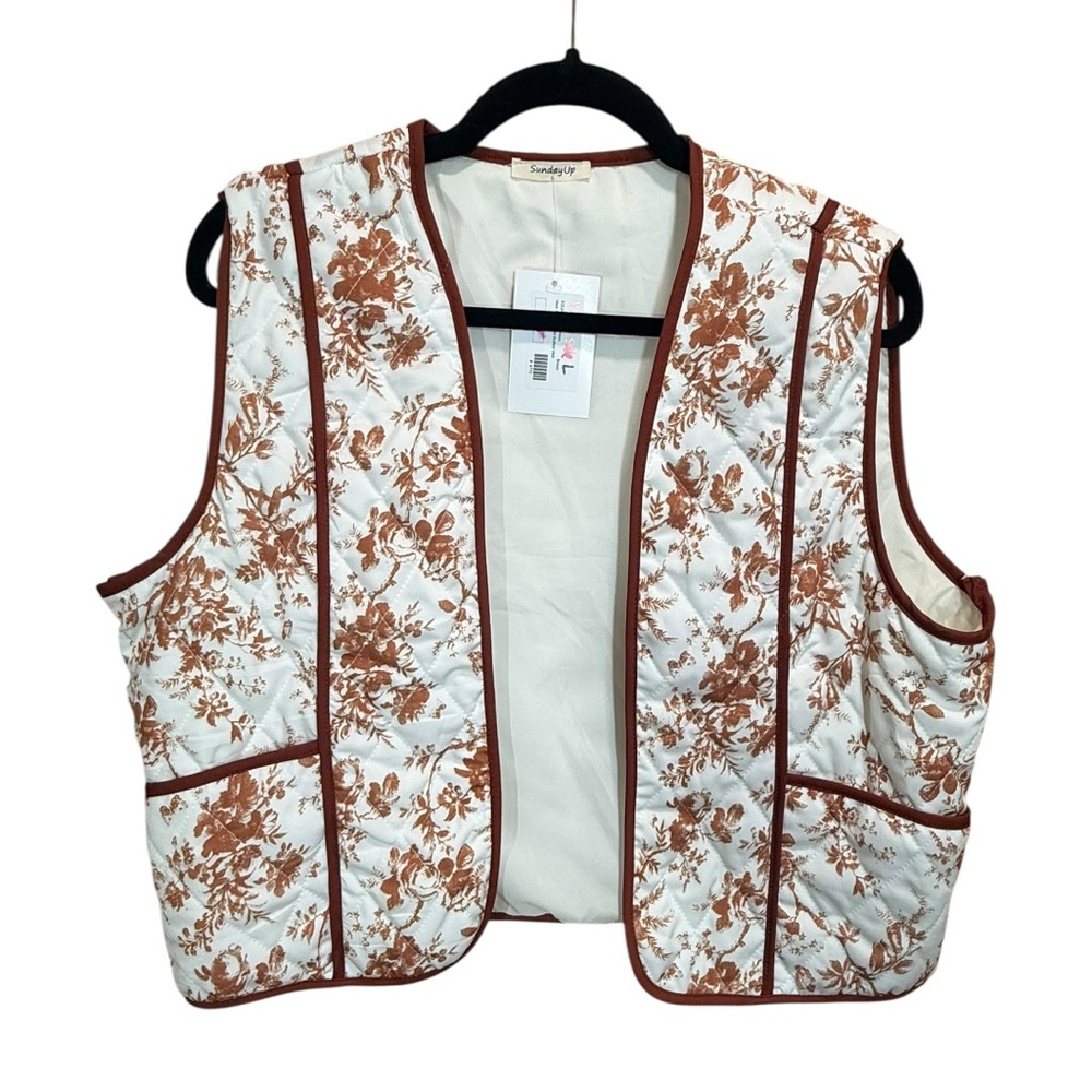 SundayUp Quilted Floral Vest Brown Cream Piped Trim Lightweight Layer NWT L